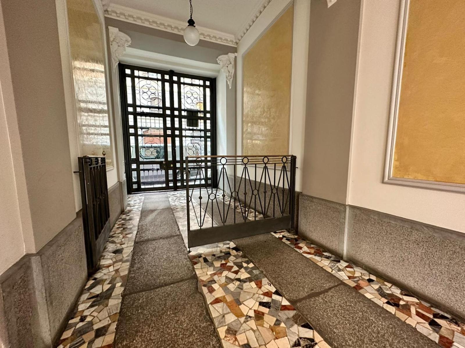 Comecasa Studio Vicino Stazione Centrale Milano Exteriör bild